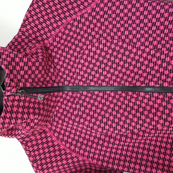 Lululemon Scuba Hoodie III, Deep Dive Berry Rumble Black / Black - Picture 4 of 9